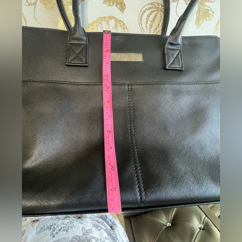 Mary Kay Black Tote Bag - Picture 5 of 5